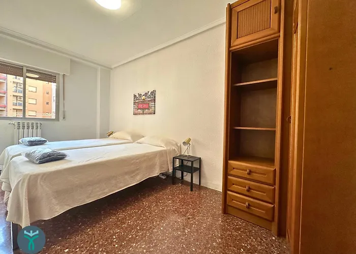 Dos Torres Baldur Alfajería Parking Privado Gratis *